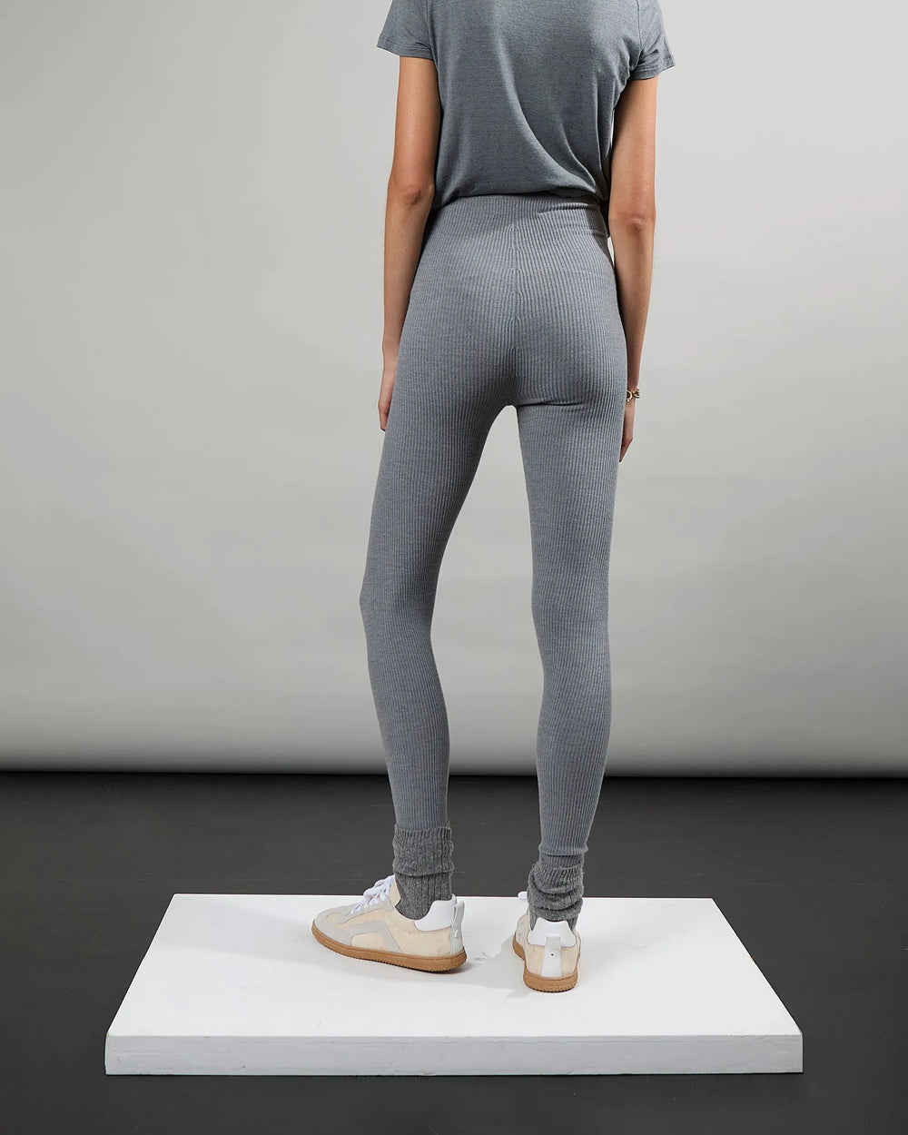 XS